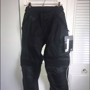 Men’s leather Motor Cycle Pants!! BRAND NEW